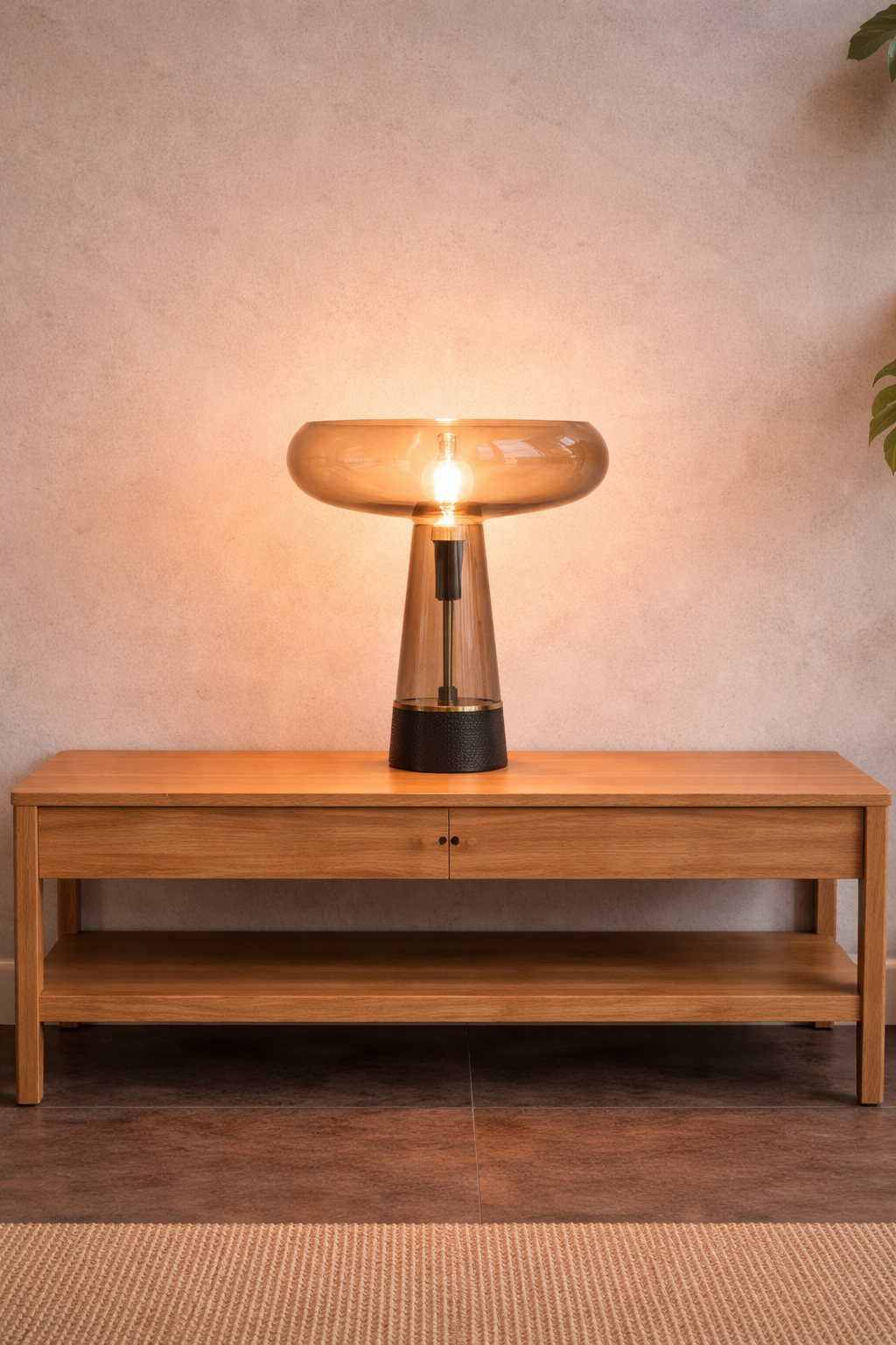 Lámpara de Mesa Esférica – Vidrio Artesanal y Mármol
